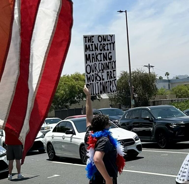On The Road - something fabulous - No Kings! Glendale CA 5