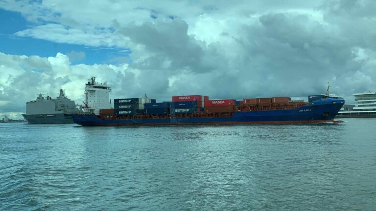 On The Road - Captain C - Netherlands, September 2024 Part 3: Rotterdam Harbour Tour Part 2 8