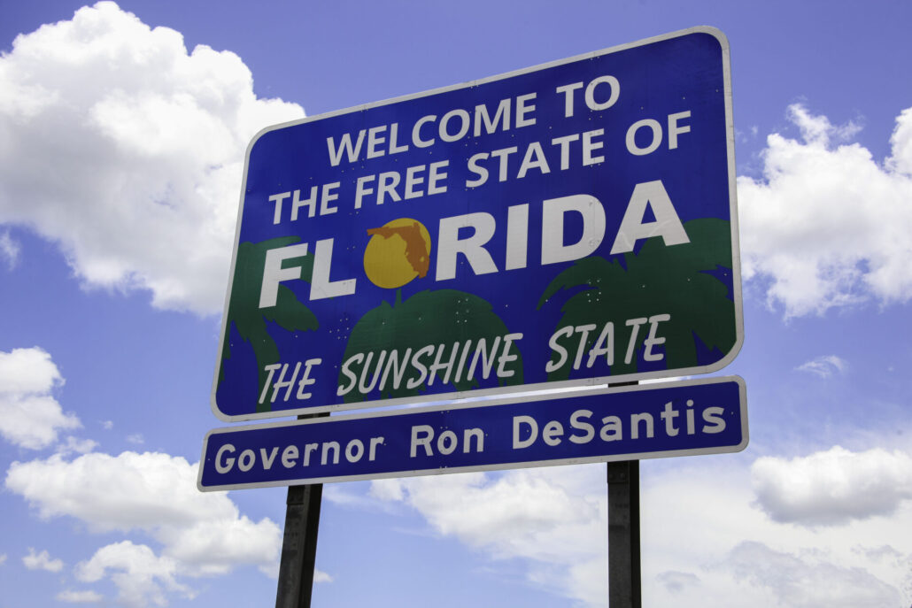 Sign that says "Welcome to the free state of Florida"