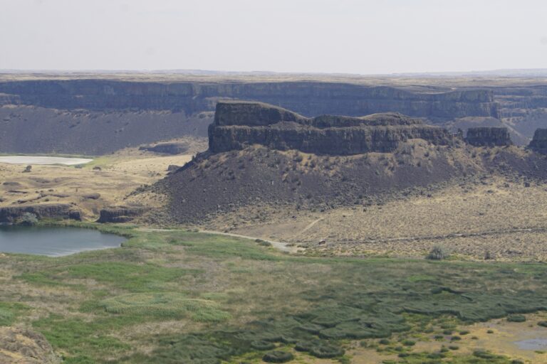 On The Road - frosty - 2024 National Park Road Trip - Washington (9/9) Channeled Scablands 2
